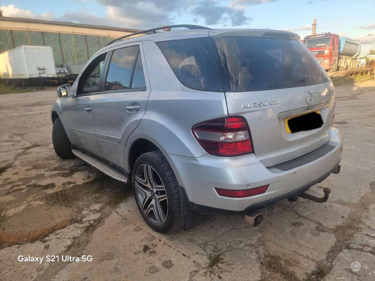 Mercedes-Benz ML350