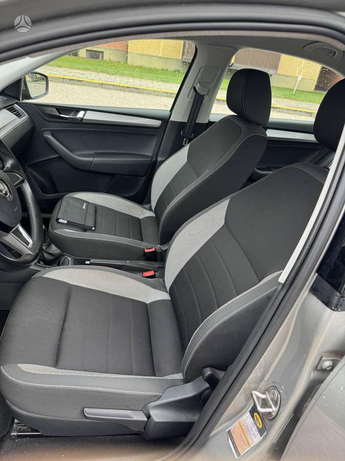 Skoda Rapid, 1.4 l., Хэтчбек