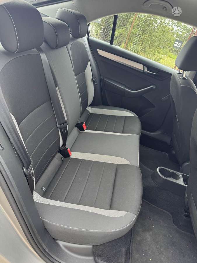 Skoda Rapid, 1.4 l., Хэтчбек