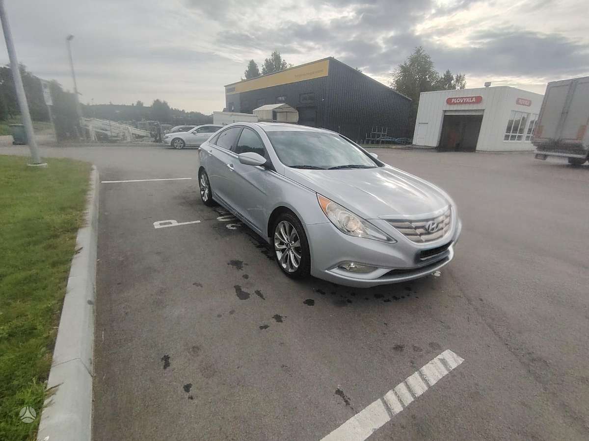 Hyundai Sonata, 2.4 l., Седан