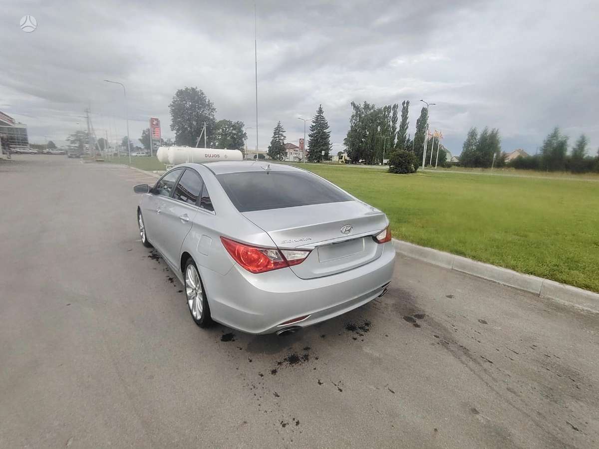 Hyundai Sonata, 2.4 l., Седан