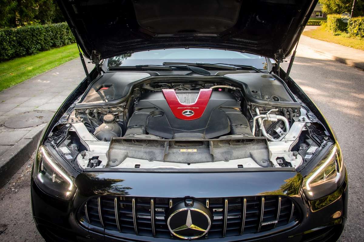 Mercedes-Benz E43 AMG - 7