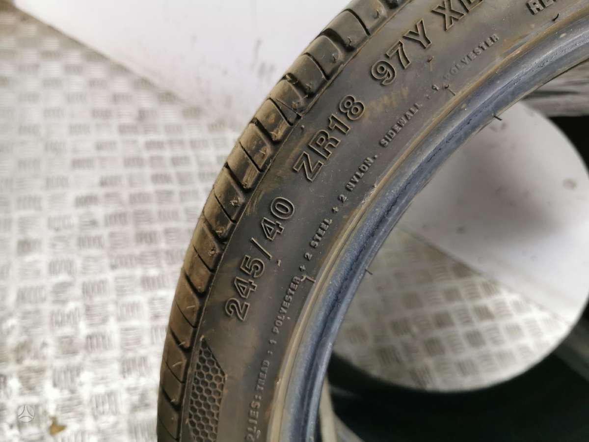 Accelera, vasaras 245/40 R18