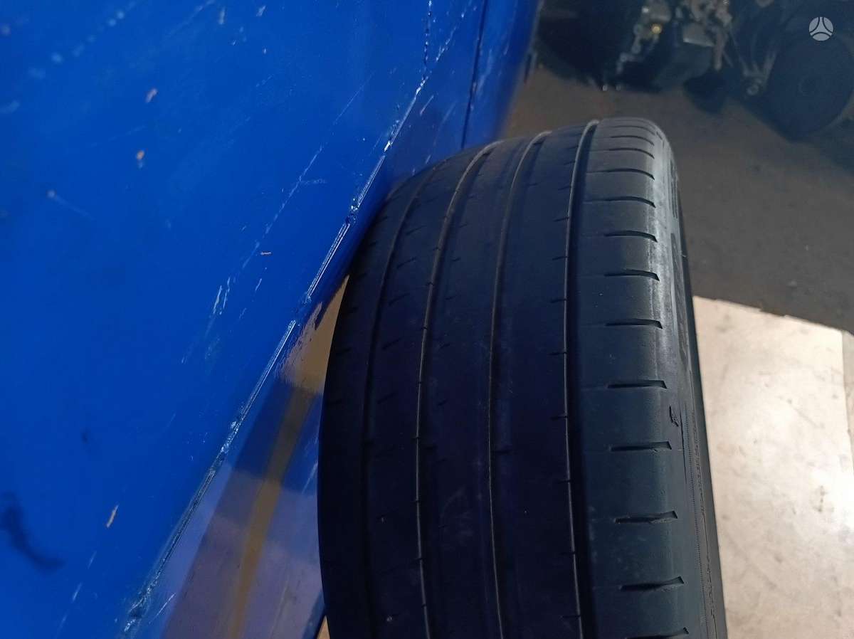 Goodyear EAGLE F1, летние 235/40 R19