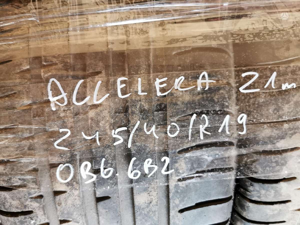 Accelera, summer 245/40 R19