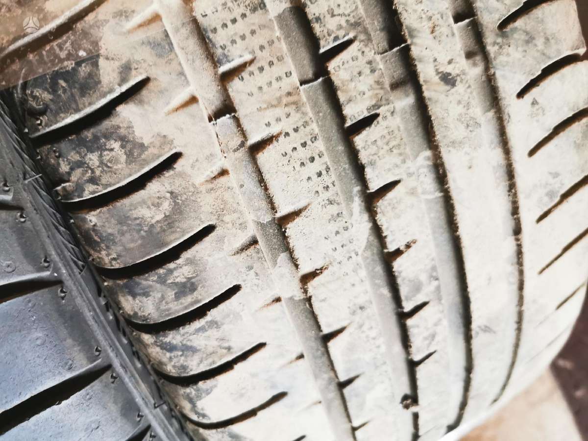 Accelera, summer 245/40 R19