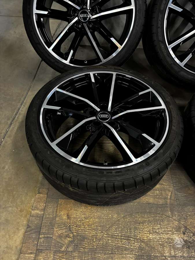 Audi S8, light alloy, R21