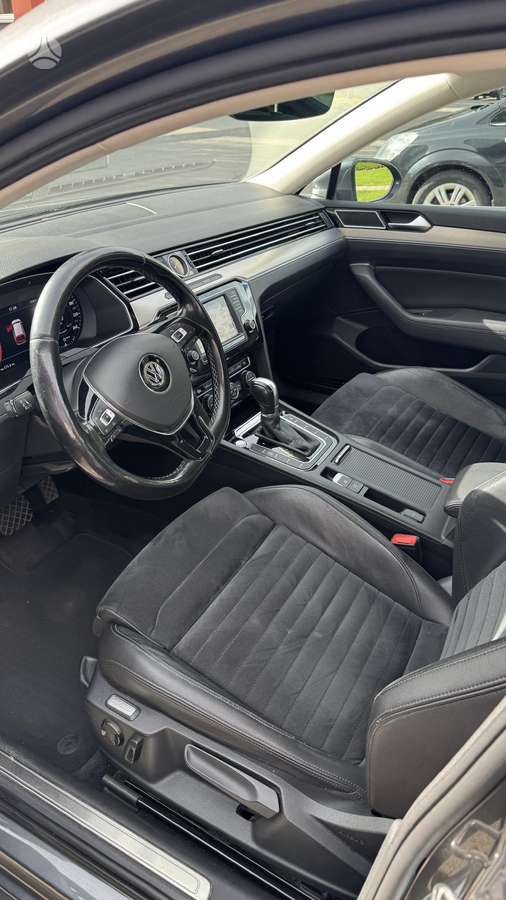 Volkswagen Passat, 1.6 l., universalas