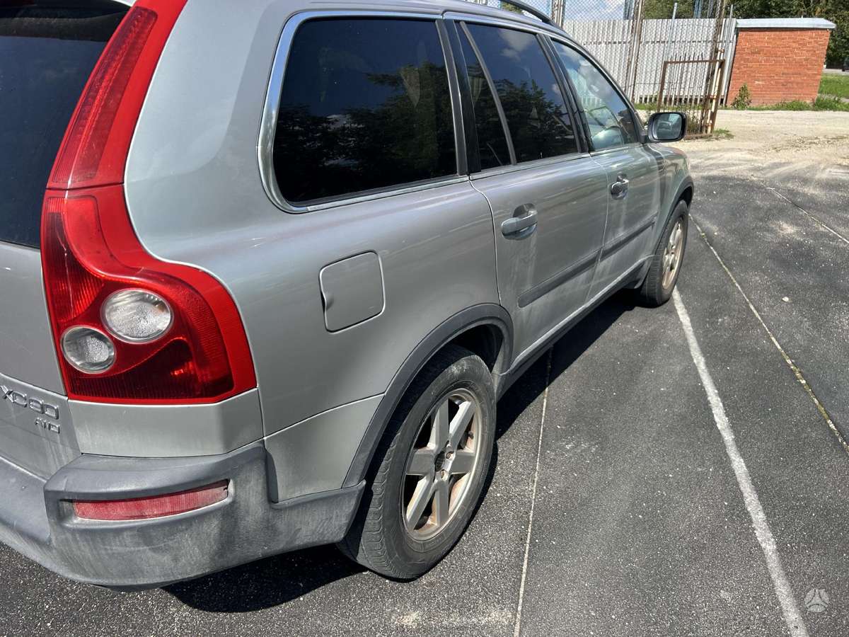 Volvo XC90 по частям. 370620 34257 dalis siunčiu i visus lietuvos miestus
