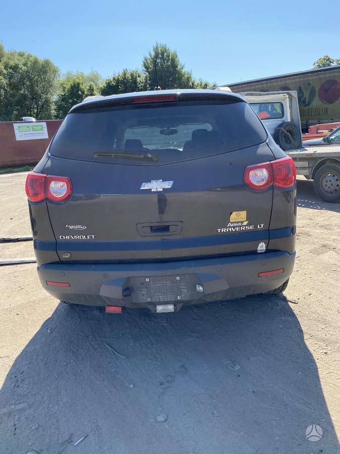 Chevrolet Traverse dalimis
