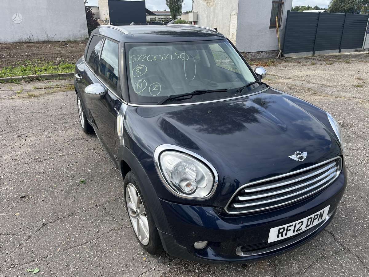 Mini Countryman for parts. Dalimis