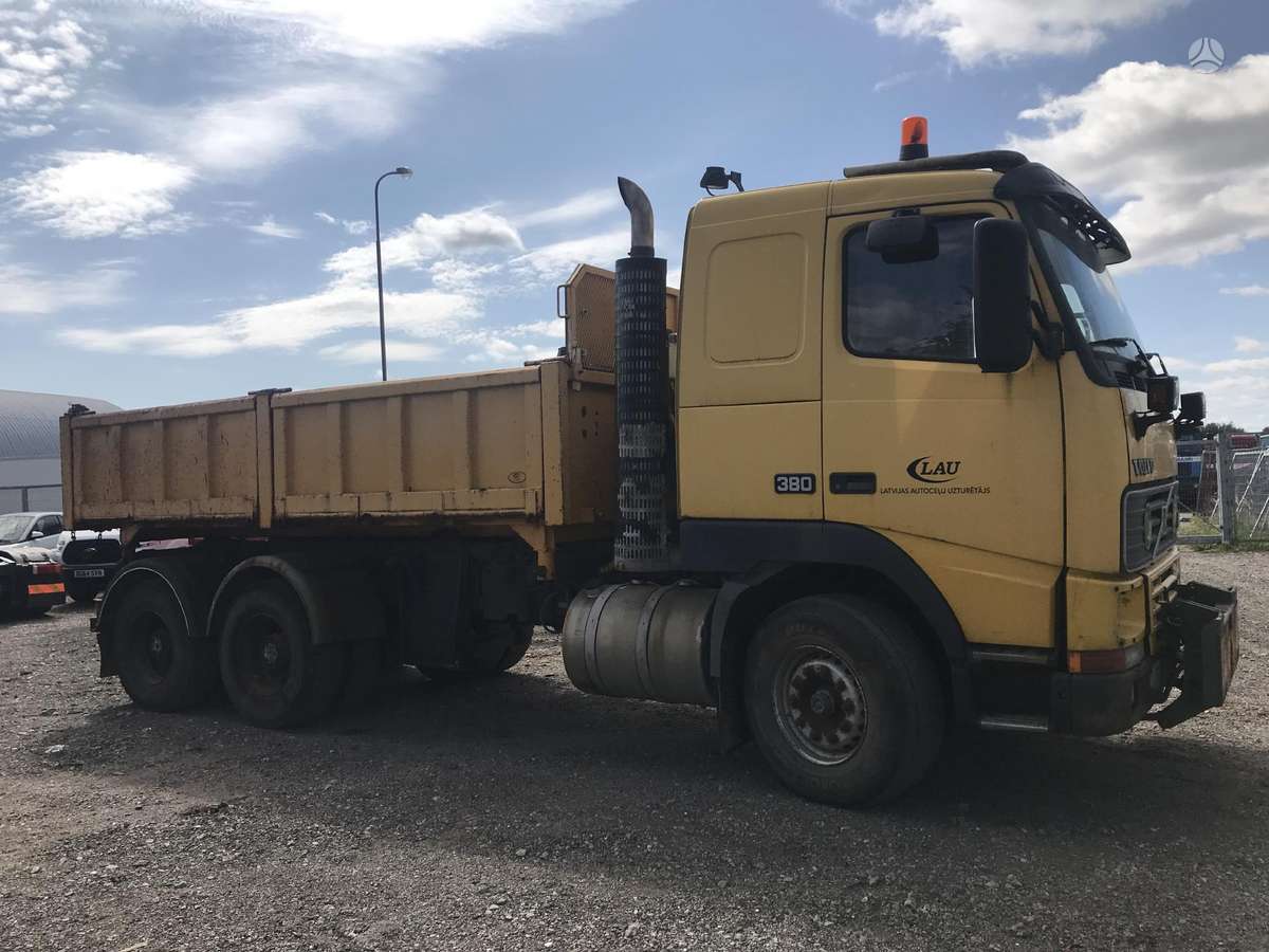 Volvo FH12-380, sunkvežimiai