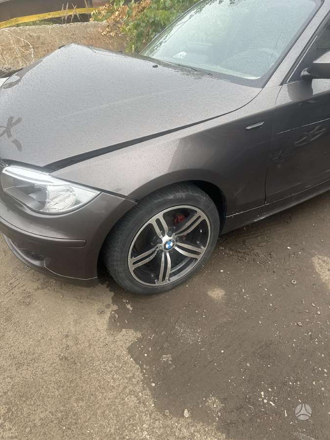 BMW 120 Dalimis