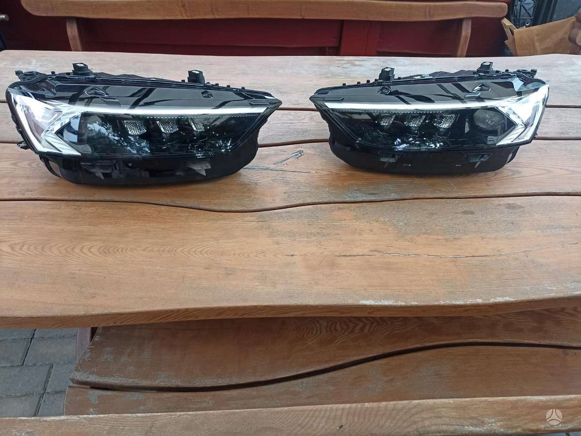 DS Automobiles DS7 Crossback, 9831755780, lights