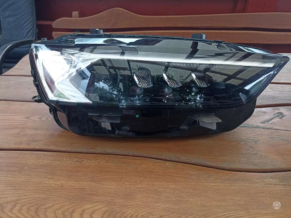 DS Automobiles DS7 Crossback, 9831755780, lights