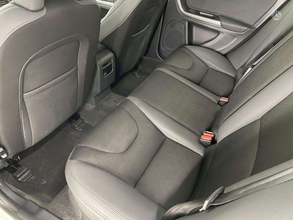 Volvo V60, 2.0 l., Универсал