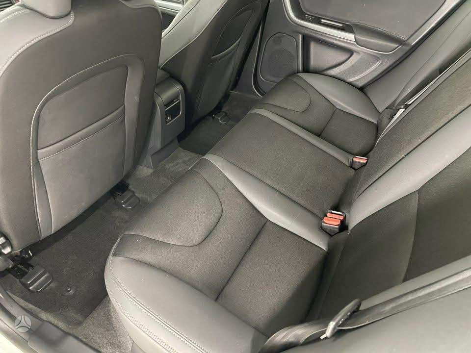 Volvo V60, 2.0 l., wagon