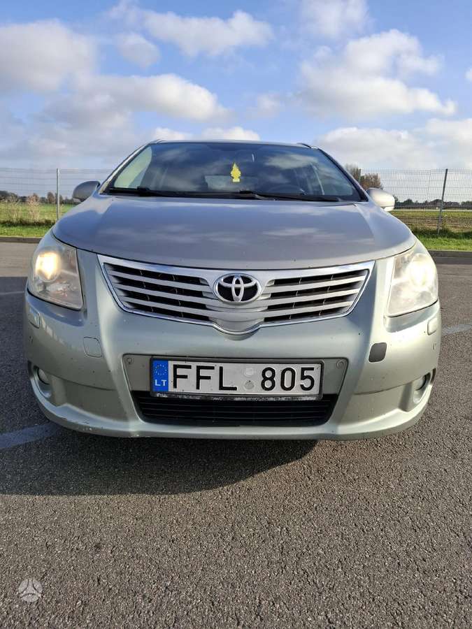 Toyota Avensis, 2.2 l., Универсал