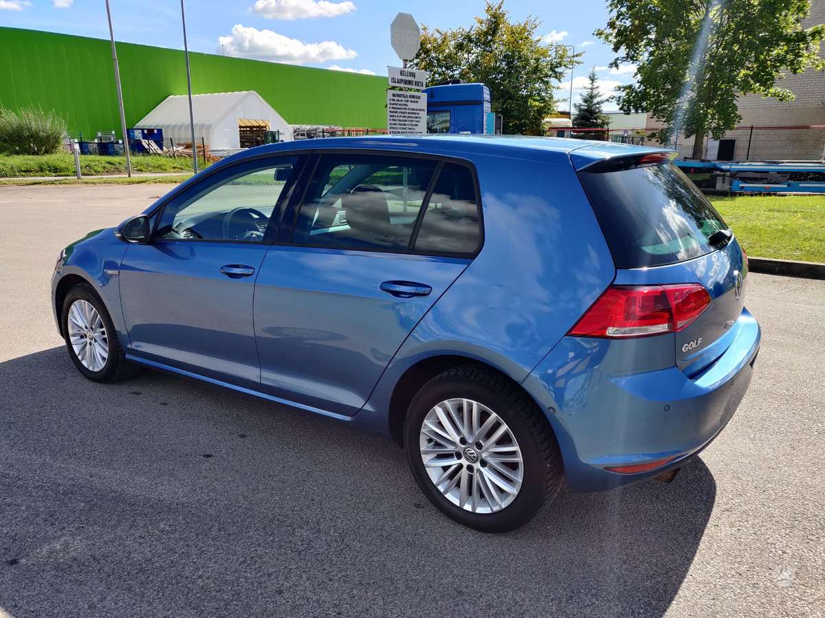 Volkswagen Golf, 1.2 l., hatchback