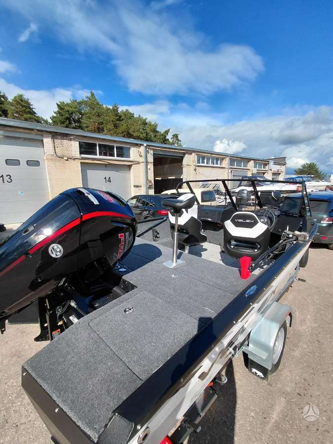 VELSEN 585, yachts / cruisers