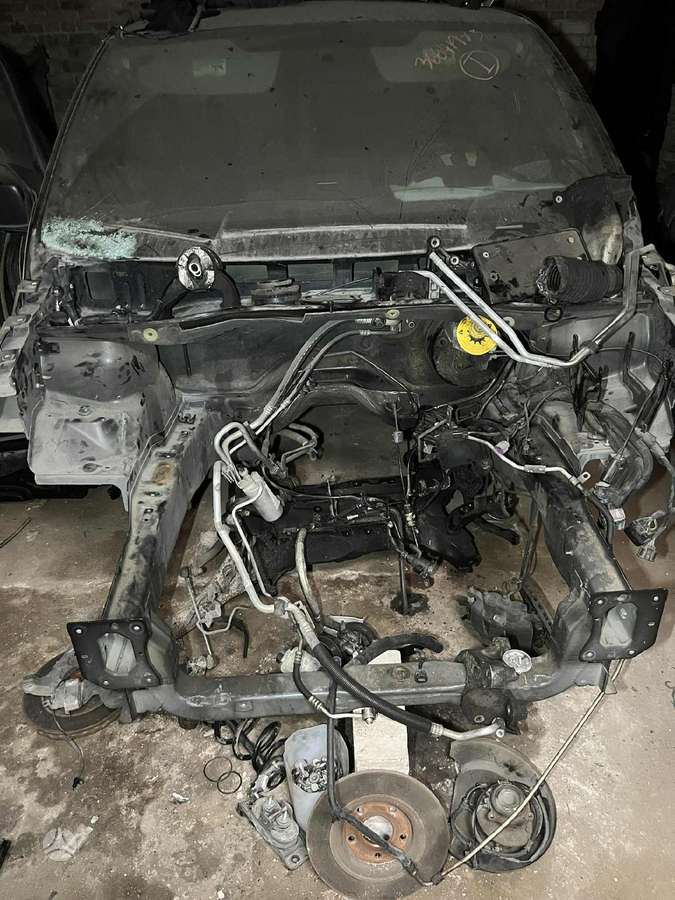 Chrysler Town & Country детали кузова