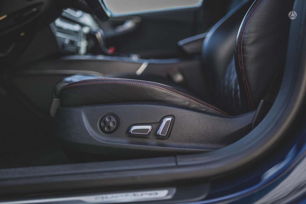 Audi A7, 3.0 l., hatchback