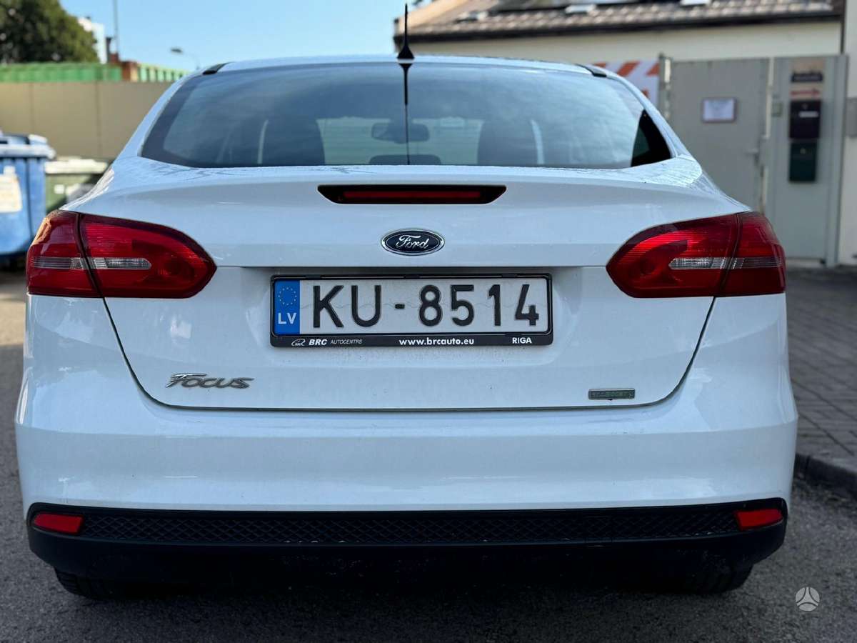 Ford Focus, saloon / sedan