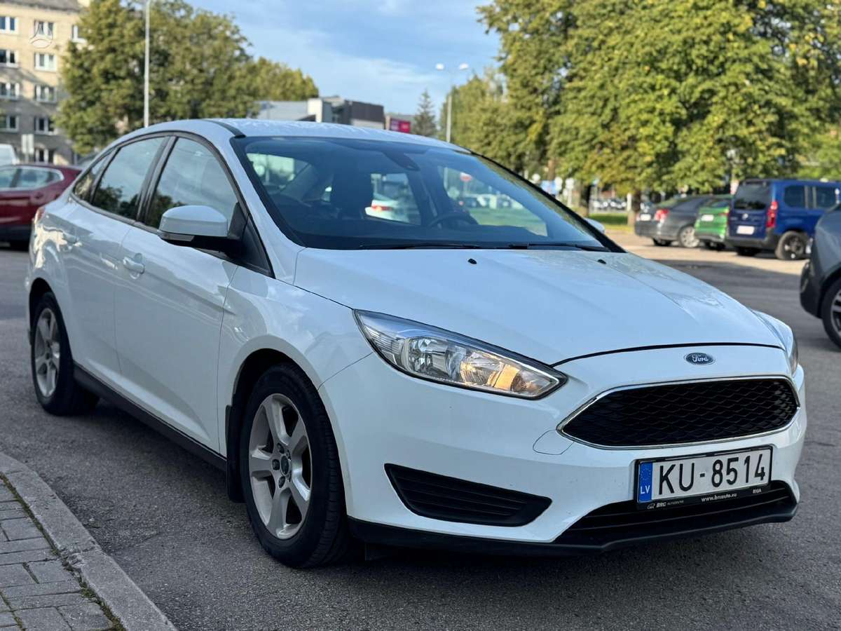 Ford Focus, saloon / sedan