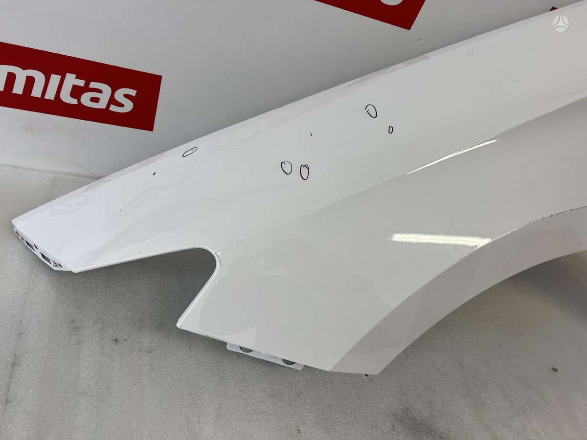 Seat Leon, 5FA821115A Leon IV, kėbulo dalys
