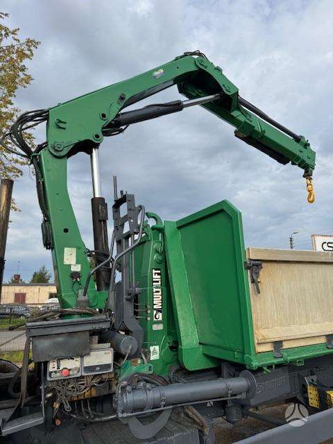 MAN TGS18-320, hooklift trucks