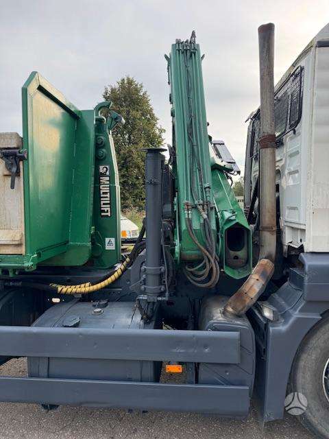 MAN TGS18-320, hooklift trucks
