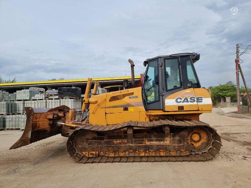 Case 1650K LGP, buldozeri