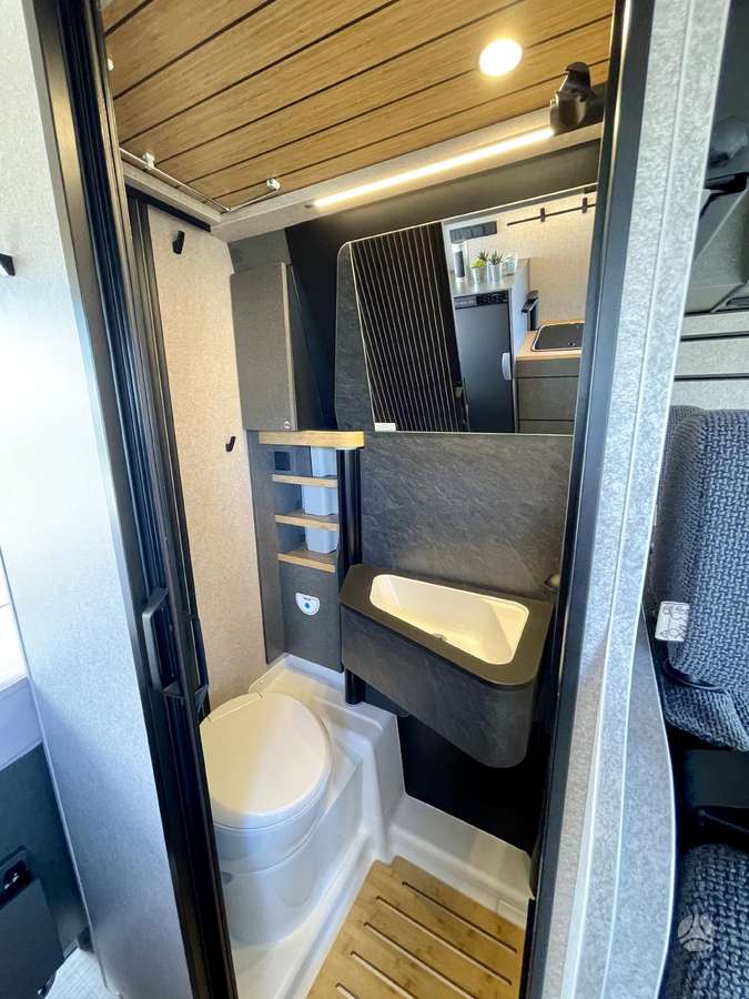 Hymer Columbia 601, campers
