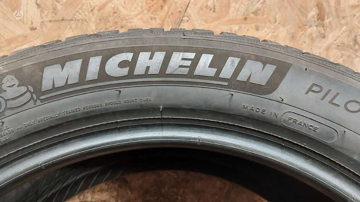 Michelin Pilot Alpin 5, winter 235/50 R19