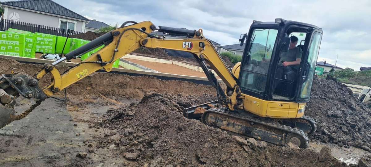 Caterpillar 303,5, mini excavator