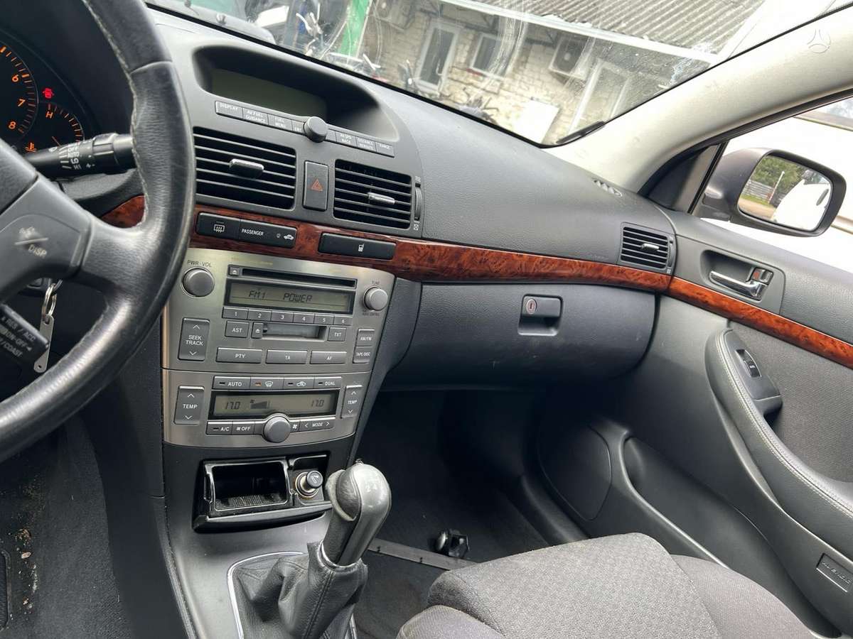 Toyota Avensis