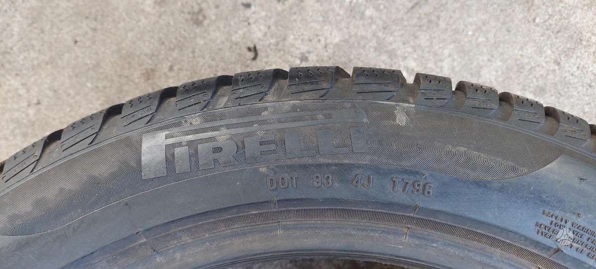 Pirelli, зимние 245/45 R18