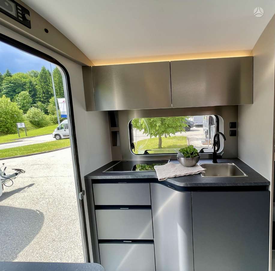 Adria Action Sport 391 LH, кемперы