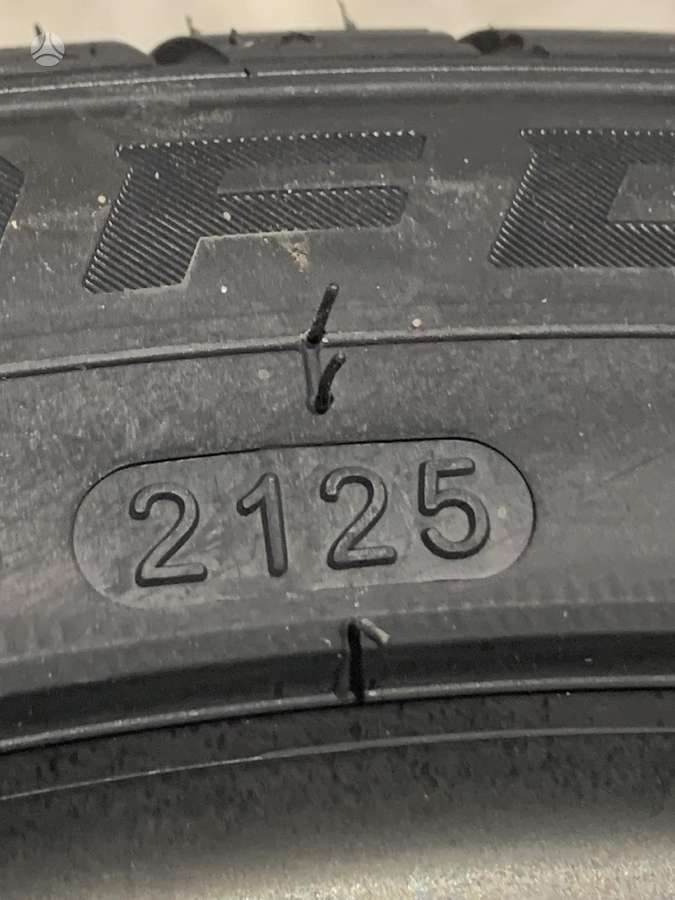 Windforce Snowblazer UHP, winter 275/35 R19
