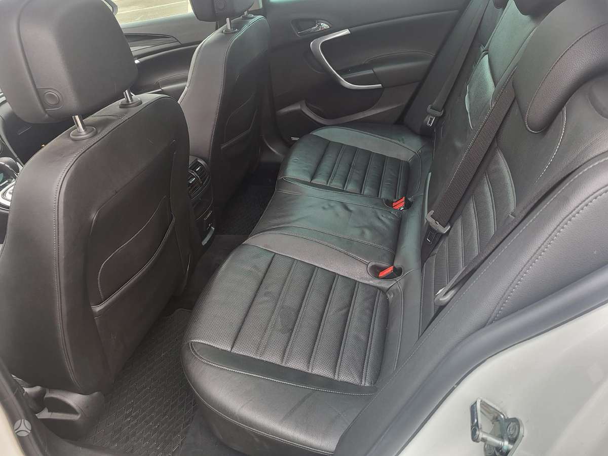 Opel Insignia, 2.0 l., Универсал