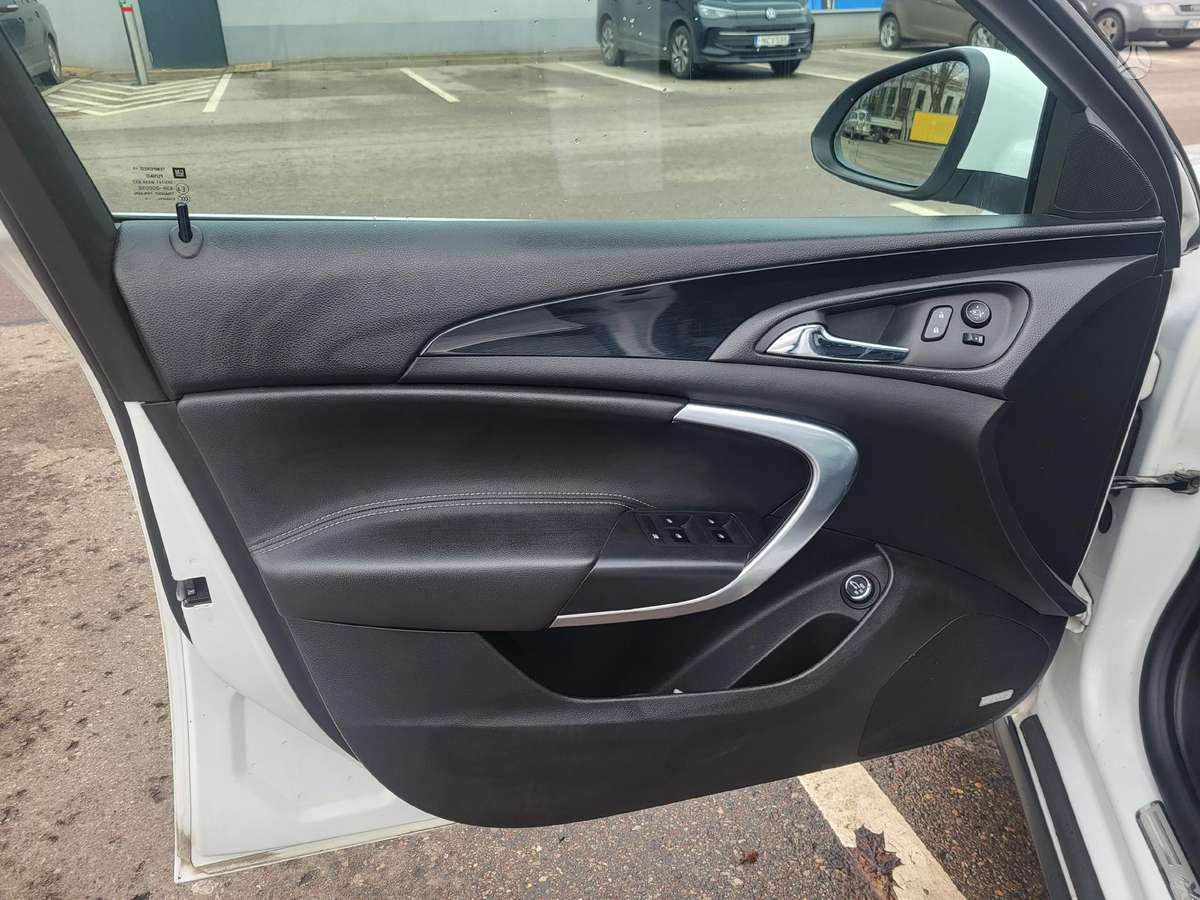 Opel Insignia, 2.0 l., Универсал