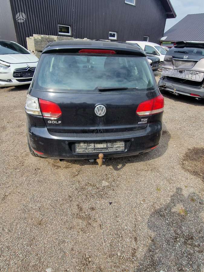 Volkswagen Golf for parts