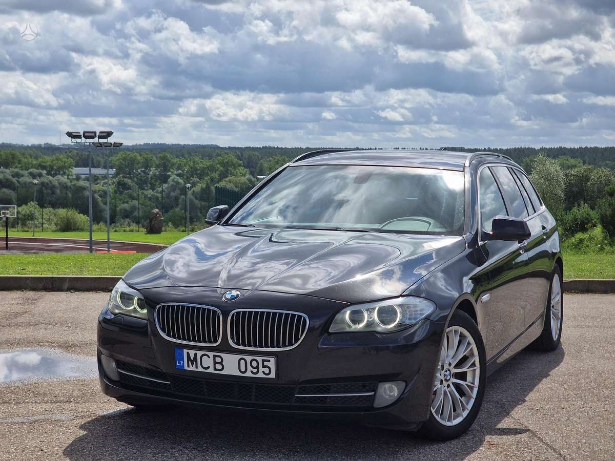 BMW 530, 3.0 l., wagon
