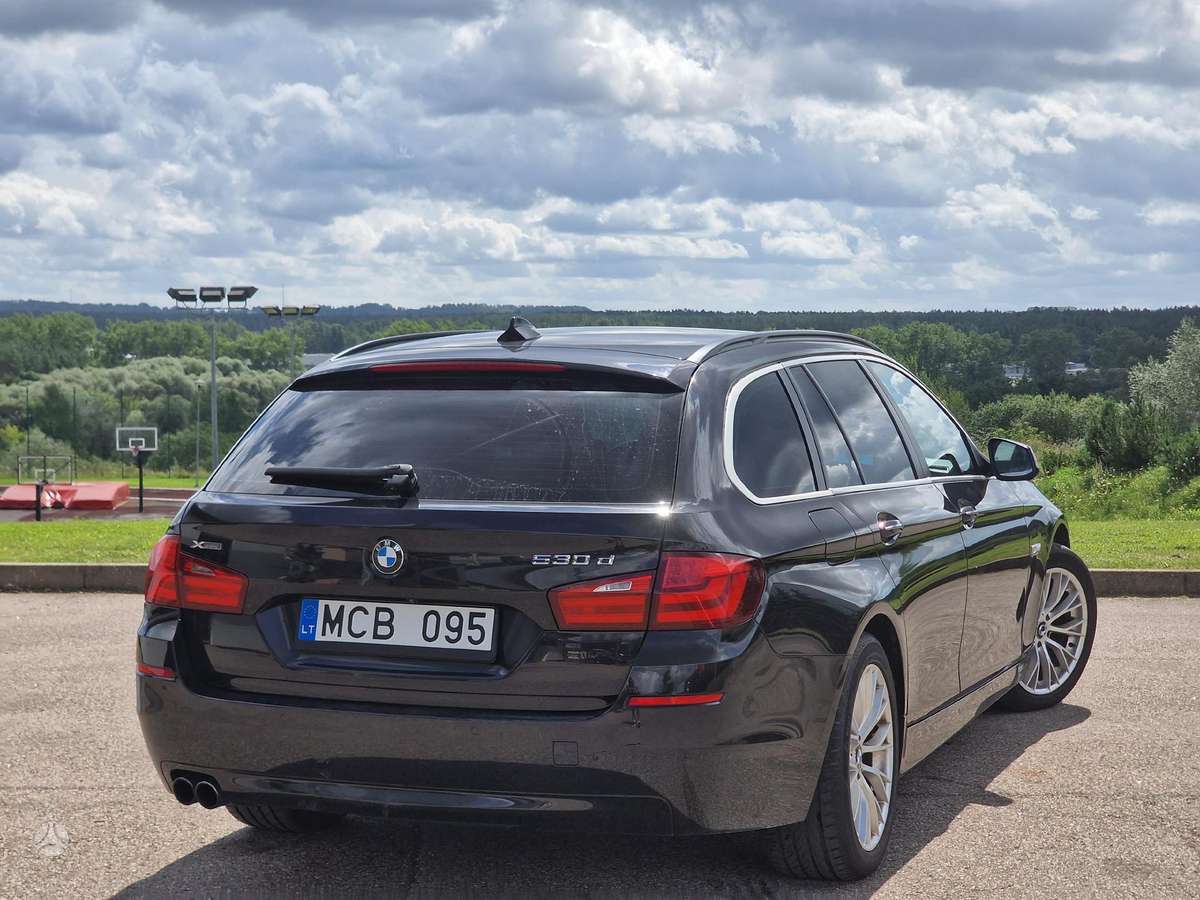 BMW 530, 3.0 l., wagon
