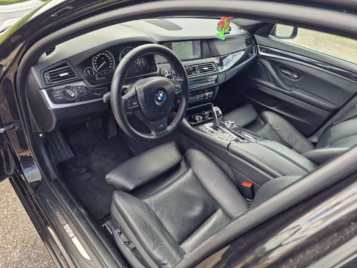BMW 530, 3.0 l., wagon