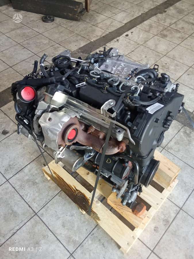 Audi A4, CSU, engine parts