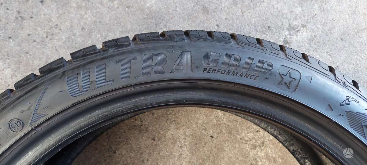 Goodyear, winter 205/45 R18