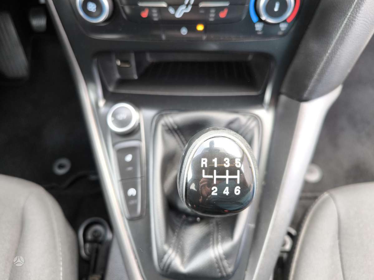 Ford Focus, 1.5 l., hatchback
