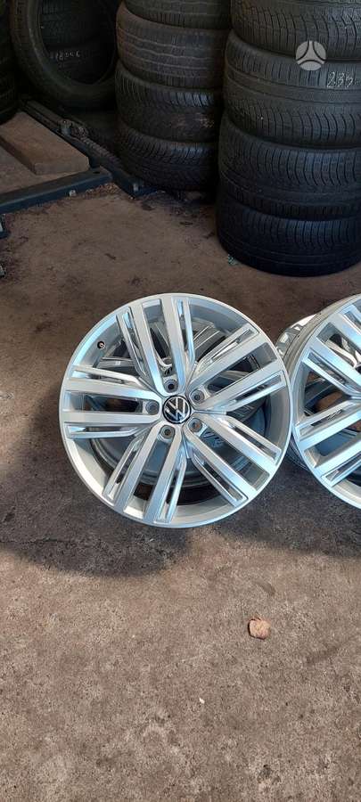 Volkswagen, light alloy, R19