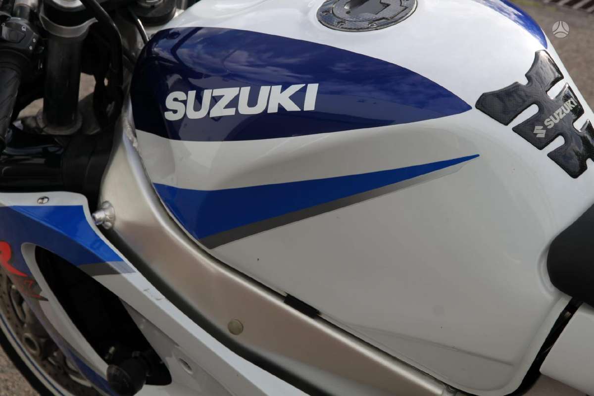 Suzuki GSX-R 600cc, superbikes
